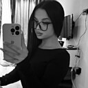 Знакомства: Карина, 22 года, Братск