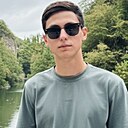 Знакомства: Леон, 21 год, Калининград