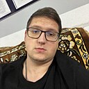 Знакомства: Артем, 21 год, Феодосия