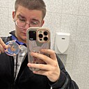 Знакомства: Егор, 19 лет, Брянск