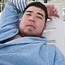 Знакомства: Макс, 32 года, Бишкек