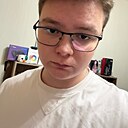 Знакомства: Макс, 20 лет, Зерноград