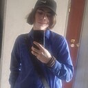 Знакомства: Толик, 18 лет, Москва