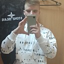 Знакомства: Дима, 19 лет, Симферополь