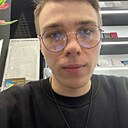 Знакомства: Рома, 24 года, Киев