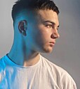 Знакомства: Данил, 18 лет, Химки