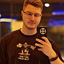 Знакомства: Кирилл, 27 лет, Нижневартовск