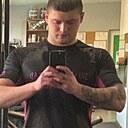 Знакомства: Илья, 24 года, Ясиноватая