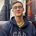 Знакомства: Максим, 19 лет, Красноярск