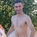 Знакомства: Деннис, 35 лет, Могилев