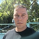 Знакомства: Александр, 26 лет, Геническ