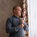 Знакомства: Дмитрий, 28 лет, Челябинск