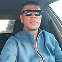 Знакомства: Артём, 39 лет, Стаханов