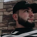 Знакомства: Рома, 23 года, Свободный