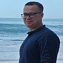 Знакомства: Андрей, 32 года, Владивосток