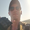 Знакомства: Антон, 32 года, Новосибирск