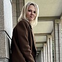 Знакомства: Ксения, 35 лет, Новосибирск