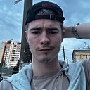 Знакомства: Денис, 23 года, Орел