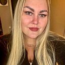 Знакомства: Юлия, 28 лет, Тюмень