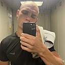 Знакомства: Кирилл, 24 года, Казань