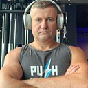 Знакомства: Ярослав, 37 лет, Калининград