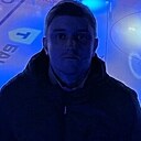 Знакомства: Кирилл, 29 лет, Оленегорск