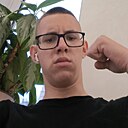 Знакомства: Роман, 18 лет, Шатура