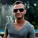 Знакомства: Максим, 32 года, Кривой Рог