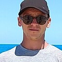 Знакомства: Олег, 36 лет, Салехард