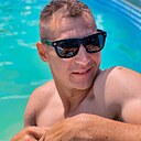 Знакомства: Юрий, 35 лет, Минск