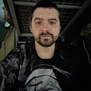 Знакомства: Максим, 33 года, Каменское