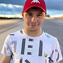 Знакомства: Слава, 25 лет, Магнитогорск