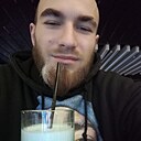 Знакомства: Виталий, 22 года, Бишкек