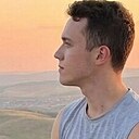 Знакомства: Бильярдист, 28 лет, Екатеринбург