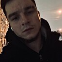 Знакомства: Матвей, 24 года, Нижневартовск