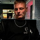 Знакомства: Виктор, 25 лет, Химки