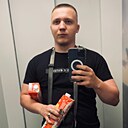 Знакомства: Виктор, 28 лет, Усть-Илимск