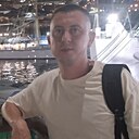 Знакомства: Илья, 30 лет, Партизанск