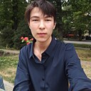 Знакомства: Вллылы, 19 лет, Алматы