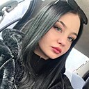 Знакомства: Polina, 22 года, Магадан