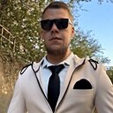 Знакомства: Андрей, 32 года, Ялта