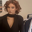 Знакомства: Устинья, 18 лет, Санкт-Петербург