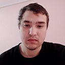 Знакомства: Максим, 21 год, Киров