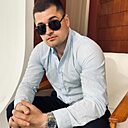 Знакомства: Эдик, 23 года, Новороссийск