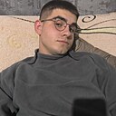 Знакомства: Барни, 18 лет, Тамбов