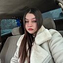 Знакомства: Виктория, 19 лет, Новосибирск