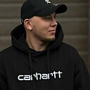 Знакомства: Денис, 23 года, Ачинск