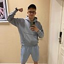 Знакомства: Анатолий, 24 года, Хабаровск