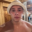 Знакомства: Кирилл, 25 лет, Казань