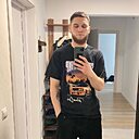 Знакомства: Георгий, 26 лет, Москва